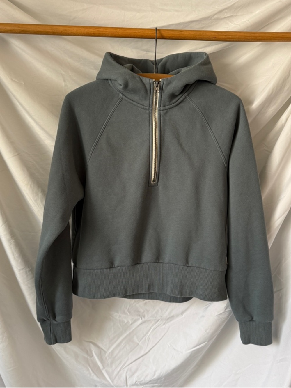 Vuori Restore Half Zip Hoodie, XS, Smoke Blue